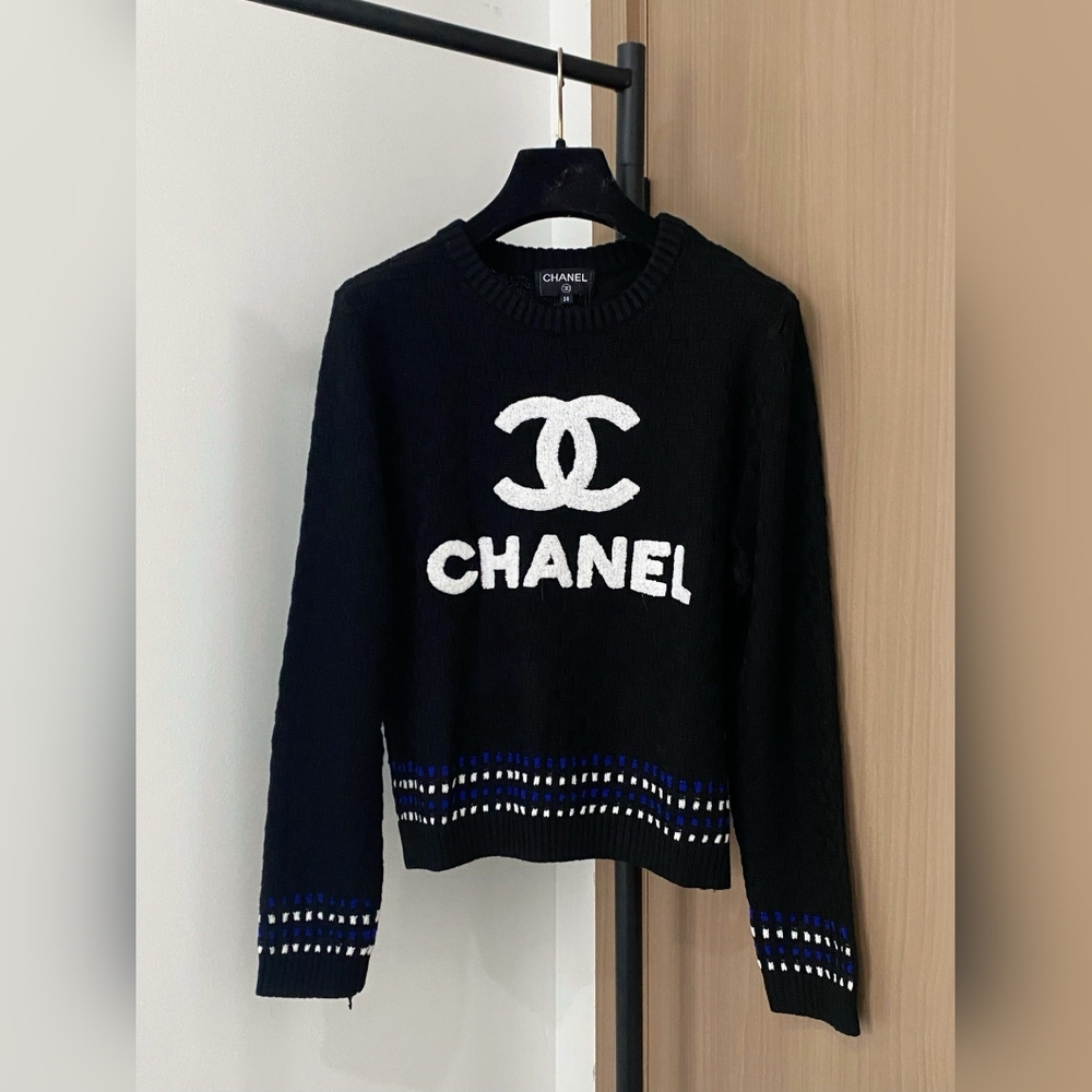 Chanel Black Sweater Size 38